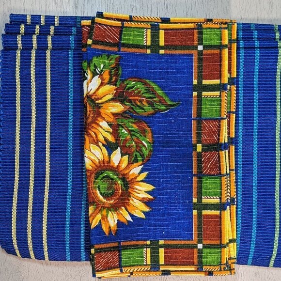 Sunflower Table Napkins with Matching Placemats Set - Picture 7 of 8